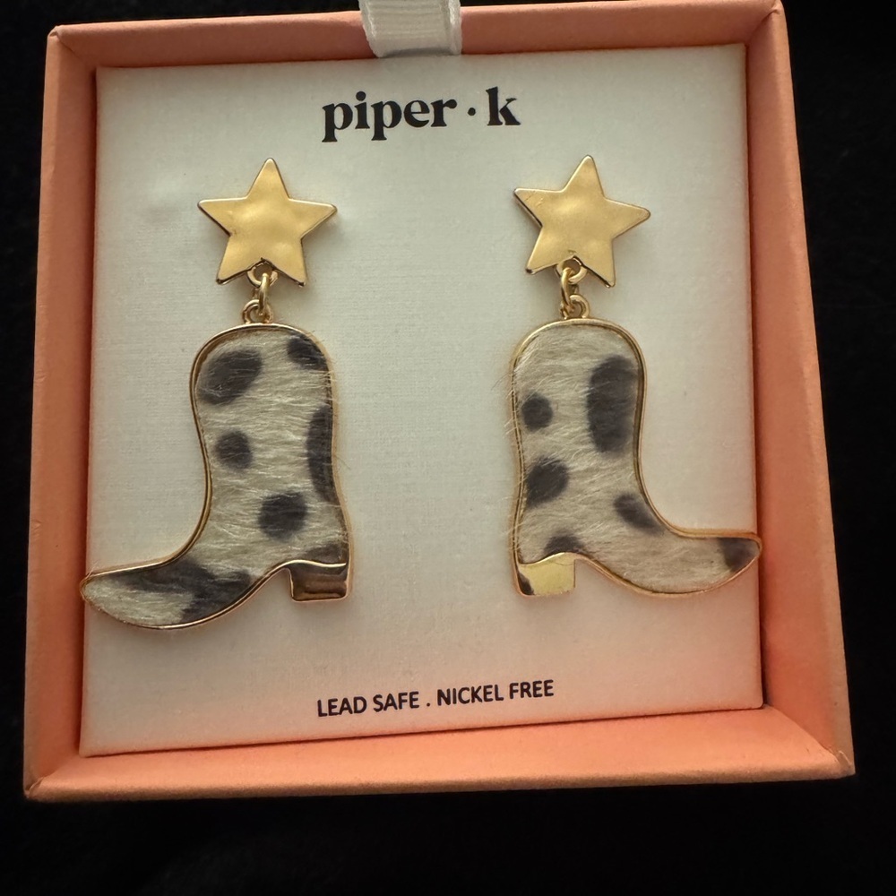 Piper Gold Star and Black Boot Earrings